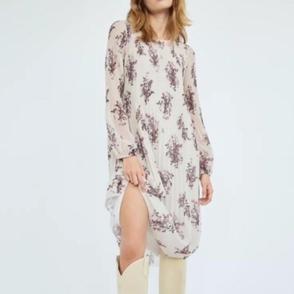 Wilfred Floral Midi Dress in Cream and Purple - Picture 2 of 7